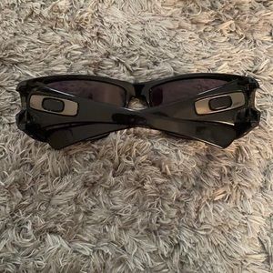 Oakley men’s sunglasses